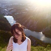 Joy Tan's photo