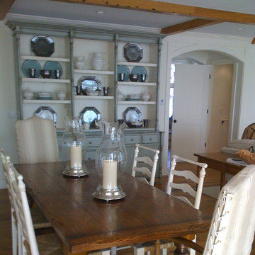 FARMHOUSE Breakfast Room: Rhode Island Seashore