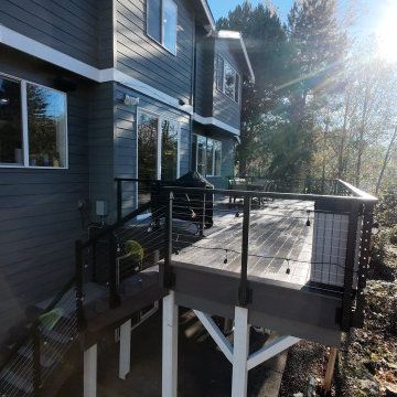 Sammamish Plateau View Cantilever Deck