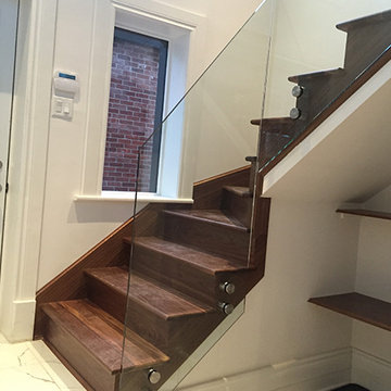 Modern Staircase Glass Railing System