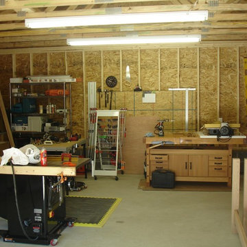 L. Brown Garage / Workshop