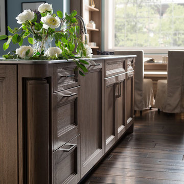 Edison Heights Kitchen - Open Floor Island