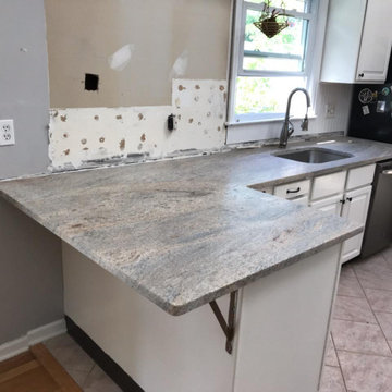 12186 - Cielo De Marfil Leathered Granite Project