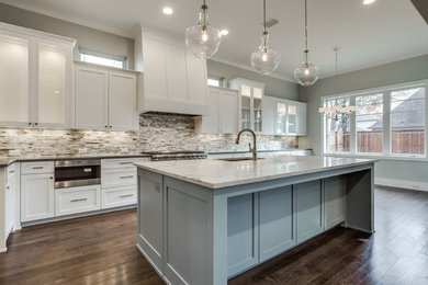 Inspiration for a contemporary kitchen remodel in Dallas