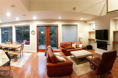 Living room - traditional living room idea in Vancouver
