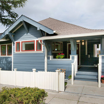Piedmont Craftsmen Keeps Character Through Complete Remodel