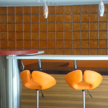 Rec room with orange glass blocks
