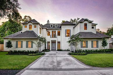 Traditional exterior home idea in Houston