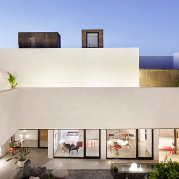 Villa Extramuros, Portugal