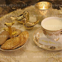 Shop a spoon of honey
