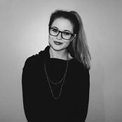 Lindsay Fuce's photo