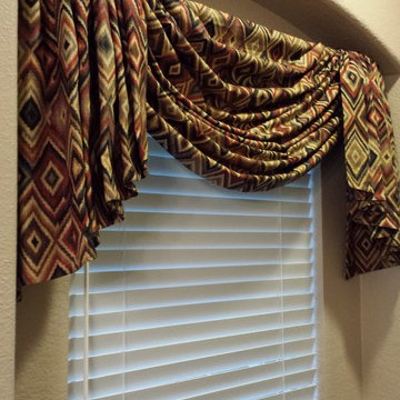 Western Style Dining Room in Las Colinas