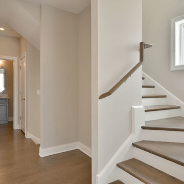 Beautiful Row-homes Ideally located in Downtown Arlington Heights