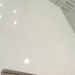Pompeii Quartz - Beach White - Kitchen Countertops