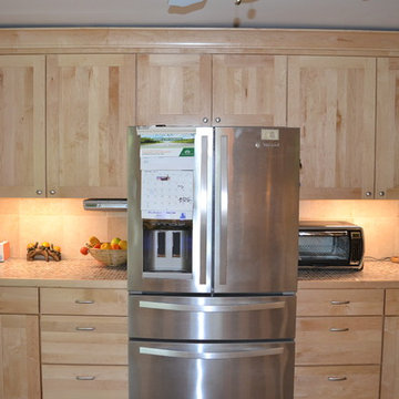 Kraftmaid Cabinetry: Durham Maple Square Natural