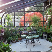 Sunroom/greenhouse on deck or balcony