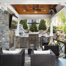 Outdoor Kitchen