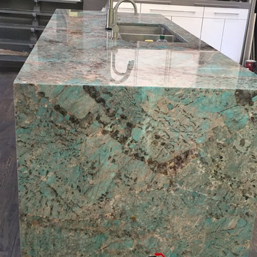 Amazonite Quartzite Island & Onyx Kitchen
