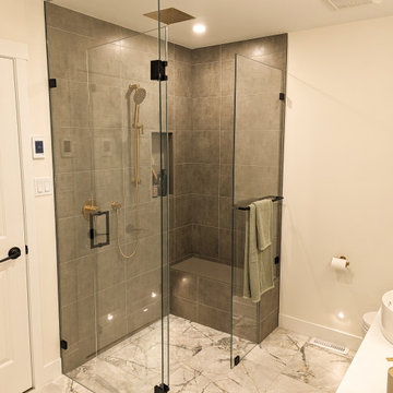 Elegant Oasis: A Luxurious Ensuite Bathroom Remodel