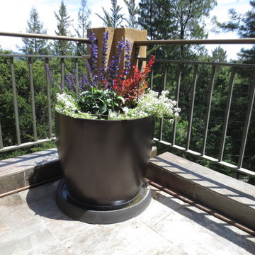Root and Stock | Napa Round Cylinder Planter - Brown