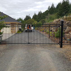 Redwood fence and rolling gate - Home Fencing And Gates