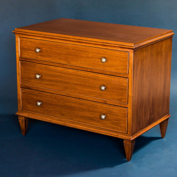 Classical Style Walnut Night Stand