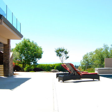 Canyon Oaks Modern Residence