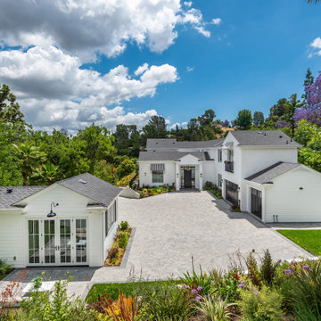 Cape Code Modern in Encino, CA