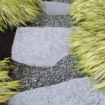 Monochromatic Garden