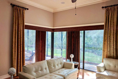 Elegant living room photo