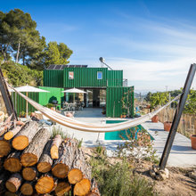 Architecture : Une maison en containers se fond dans le décor