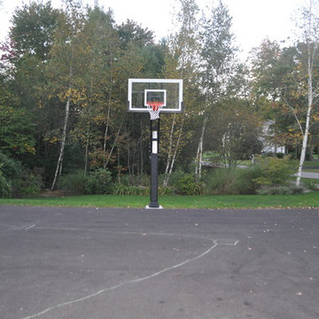 Ryan C's Pro Dunk Gold Basketball System on a 45x30 in Salem, NH