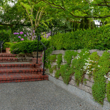 Lush English Garden