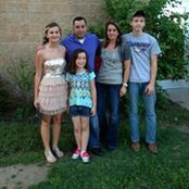 Jason Flores's photo