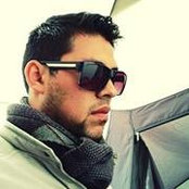 Oscar Mora's photo