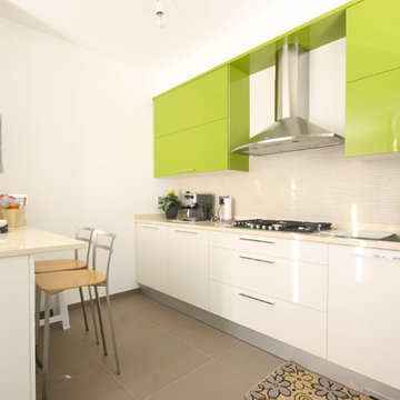 Cucina moderna laccata lucida verde
