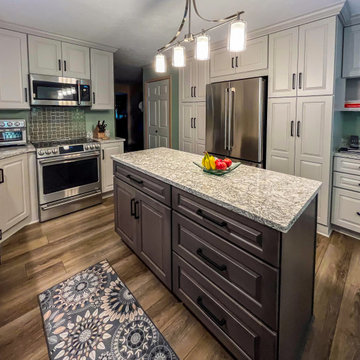 Two Tone Kitchen with Irish Creme Cabinets and Rustic Dockside Island