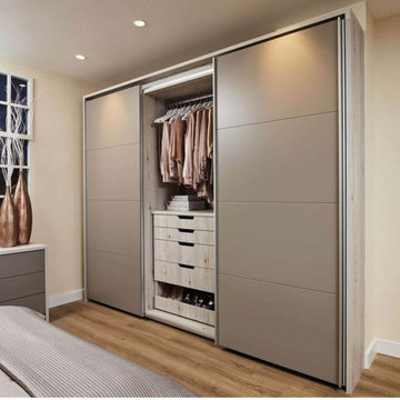 Reach-in Closets