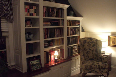 Eclectic home design photo in Boston