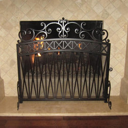 Lorena Firescreen Free-standing - Fireplace Screens