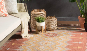 Outdoor Preview: Rugs and Decor