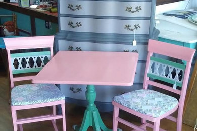 Painted Duncan Phyfe Table and Chairs Set