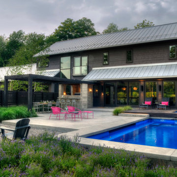 old mail rd goes contemporary
