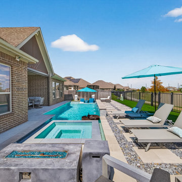 Tiburon • Katy, Texas — Pool, Spa & Raised Water Feature