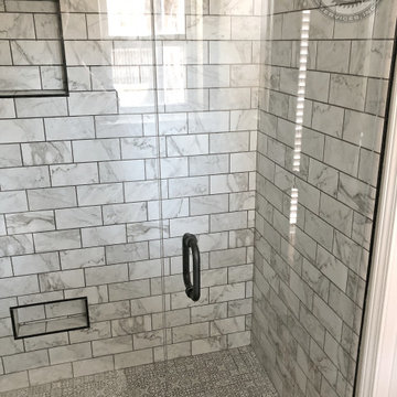 Earhart - Bathroom Remodel