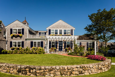 Elegant home design photo in Boston