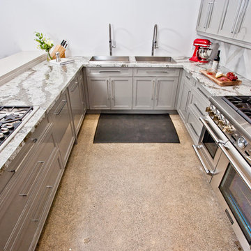 Salt & Pepper - Live Kitchen