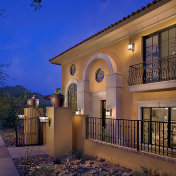 Micus Residence