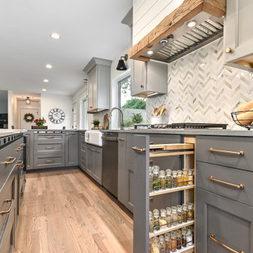 Modern Farmhouse Kitchen
