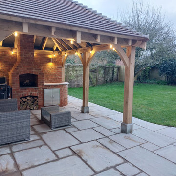 Outdoor Eating Area